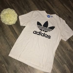 white adidas tee